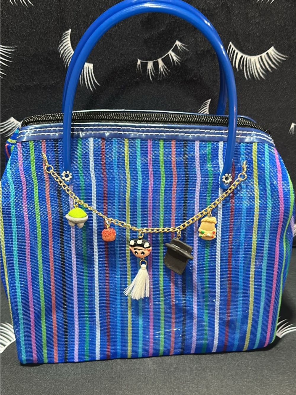 Mercado bag with Charms